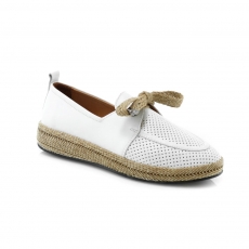 White colour women leisure shoes