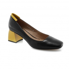 Black colour women court shoes