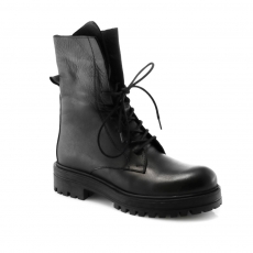 Black colour women winter shoes