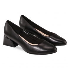 women court shoes