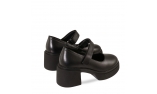 women court shoes