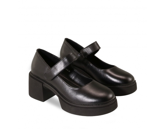 women court shoes