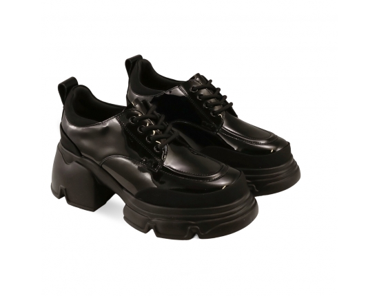 women court shoes