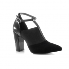 women court shoes