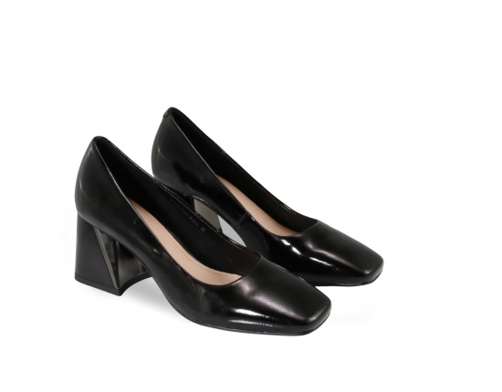 women court shoes