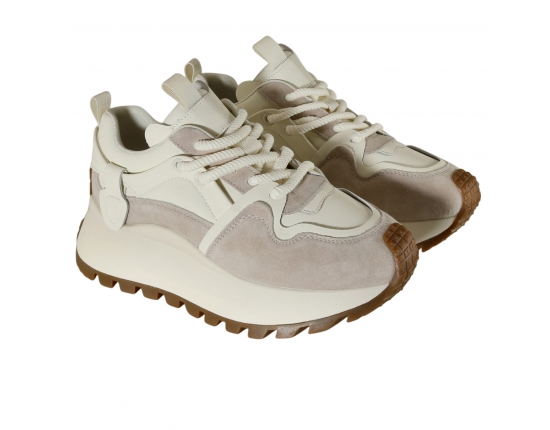women court shoes