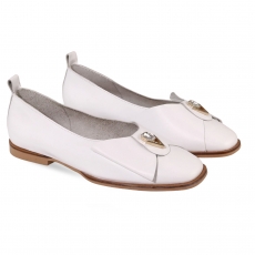 women leisure shoes