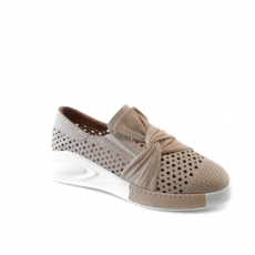 women leisure shoes