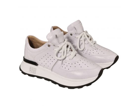 women leisure shoes