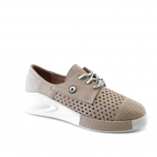 women leisure shoes