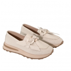 women leisure shoes