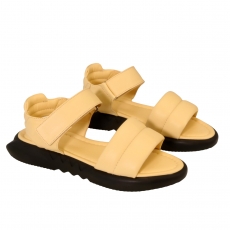 Women sandals