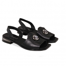 Women sandals