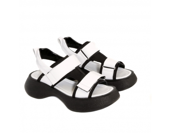 Women sandals