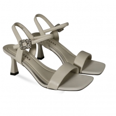 Women sandals