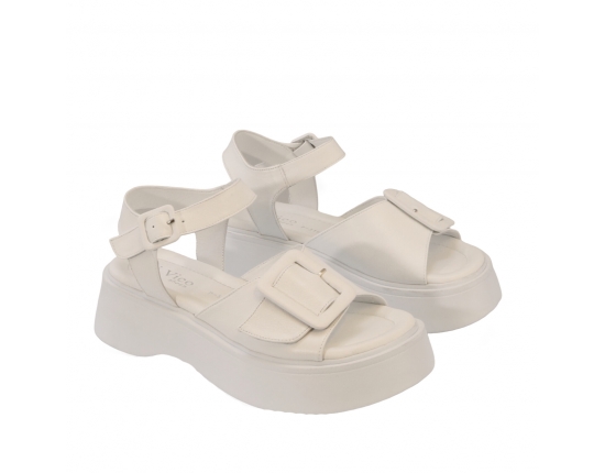 Women sandals