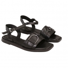 Women sandals