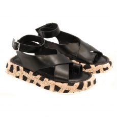 Women sandals