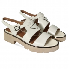 Women sandals