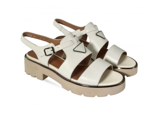 Women sandals