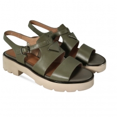 Women sandals