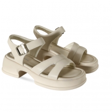 Women sandals
