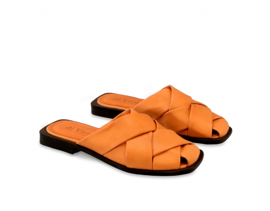 Women sandals