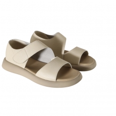 Women sandals