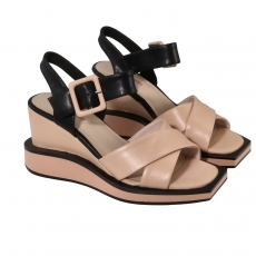 Women sandals