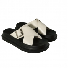 Women sandals