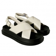 Women sandals