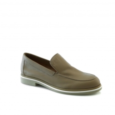 Brown colour women court shoes