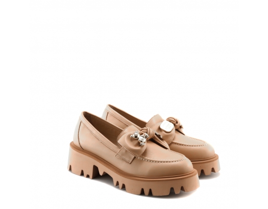 Brown colour women court shoes